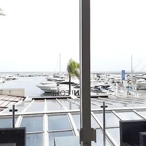 Front Port Line Sleeps 6 Marbella