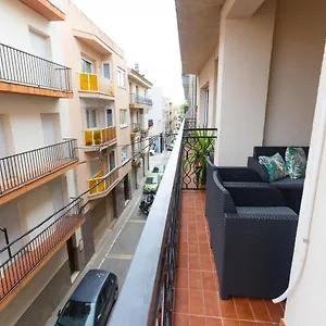 https://rnet-madrid-33-roses-costa-brava.catalonia-hotels.com