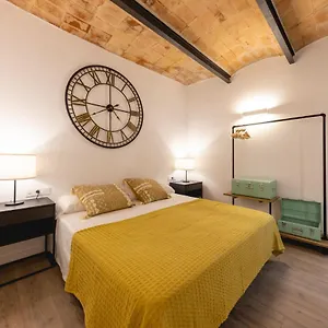  Apartment Bravissimo Cort Reial Entresol A Spain