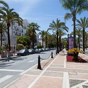 Jardines Del Puerto For Up To 6, Totally Refurbished 2025, Gardens, Pools, Garage, Wifi Marbella